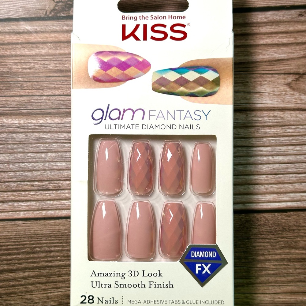 Kiss Glam Fantasy Diamond FX Nude Pink Coffin Nails